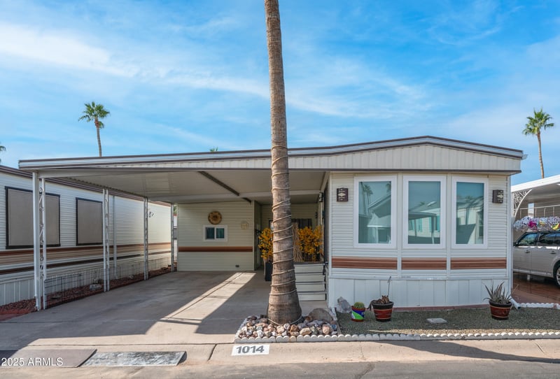 1014 Propsector Dr, Apache Junction, AZ 85119