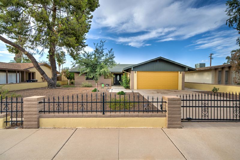1014 W Drummer Ave, Mesa, AZ 85210