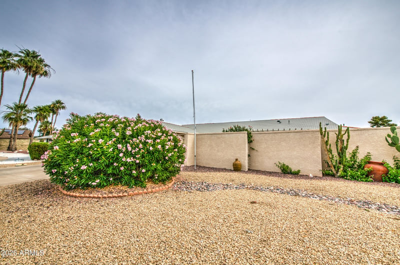 10145 Pima Ct, Sun City, AZ 85373