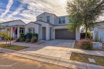 10147 Thunderbolt Ave, Mesa, AZ 85212