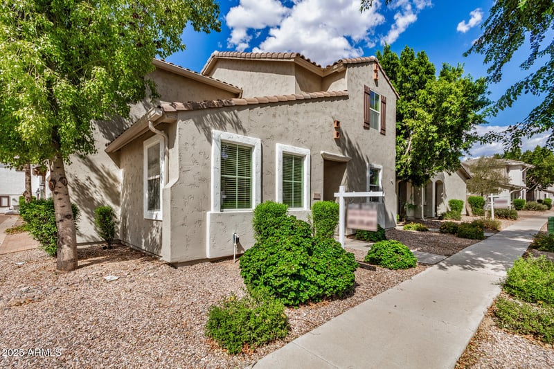 10148 Isleta Ave, Mesa, AZ 85209