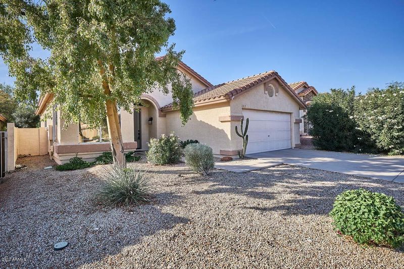 1015 E Amberwood Dr, Phoenix, AZ 85048
