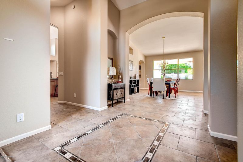 1015 E Betsy Ln, Gilbert, AZ 85296