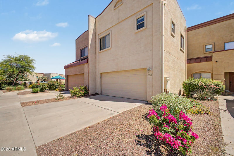 1015 S Val Vista Dr #68, Mesa, AZ 85204