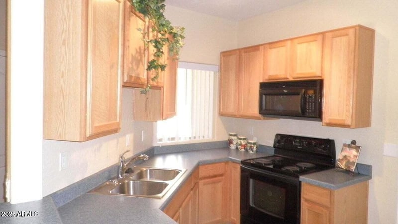 1015 Val Vista Dr #8, Mesa, AZ 85204