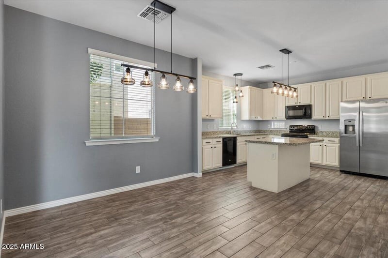 10150 Isleta Ave, Mesa, AZ 85209
