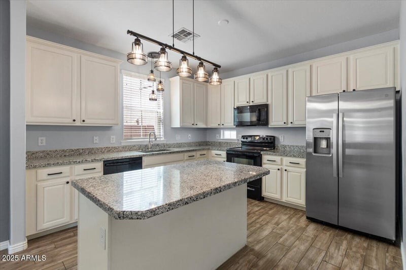 10150 Isleta Ave, Mesa, AZ 85209