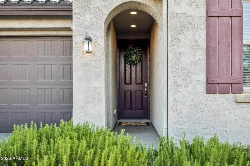 10155 Los Gatos Dr, Peoria, AZ 85383