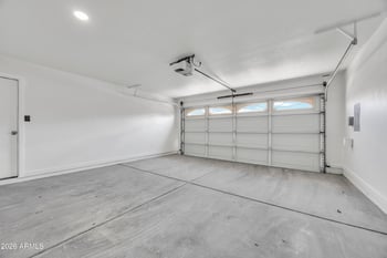 1016 Charleston Ave, Phoenix, AZ 85022