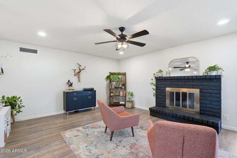 1016 Hampton Ave, Mesa, AZ 85204