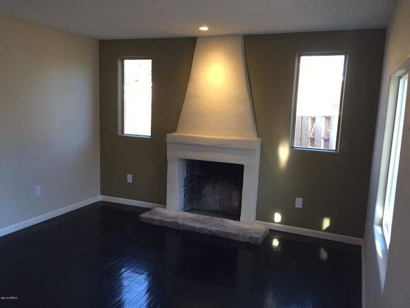 1016 E Minnezona Ave, Phoenix, AZ 85014