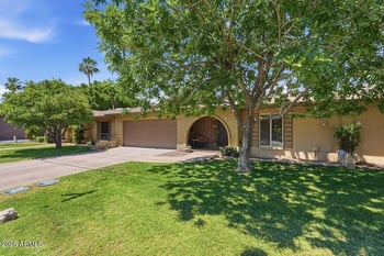 1016 Rose Ln, Phoenix, AZ 85014
