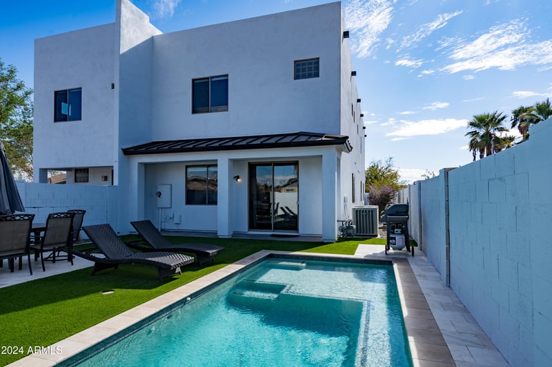 1016 Tempe Dr, Tempe, AZ 85288