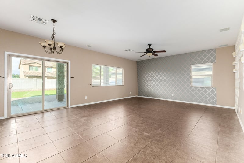 1016 Basswood Ave, San Tan Valley, AZ 85140