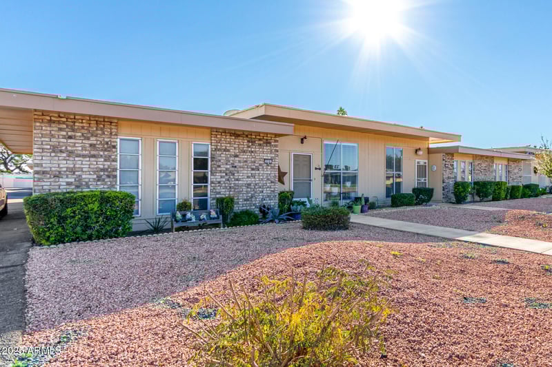 10161 Thunderbird Blvd, Sun City, AZ 85351