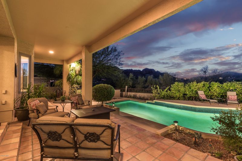 10162 E Petroglyph Pl, Gold Canyon, AZ 85118