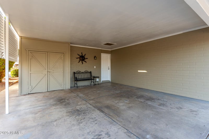 10166 Cinnebar Ave, Sun City, AZ 85351