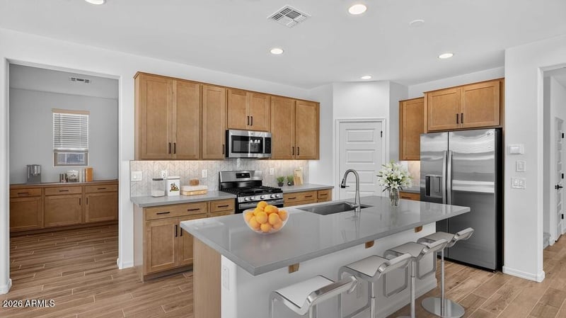 10167 W Crittenden Ln, Avondale, AZ 85392