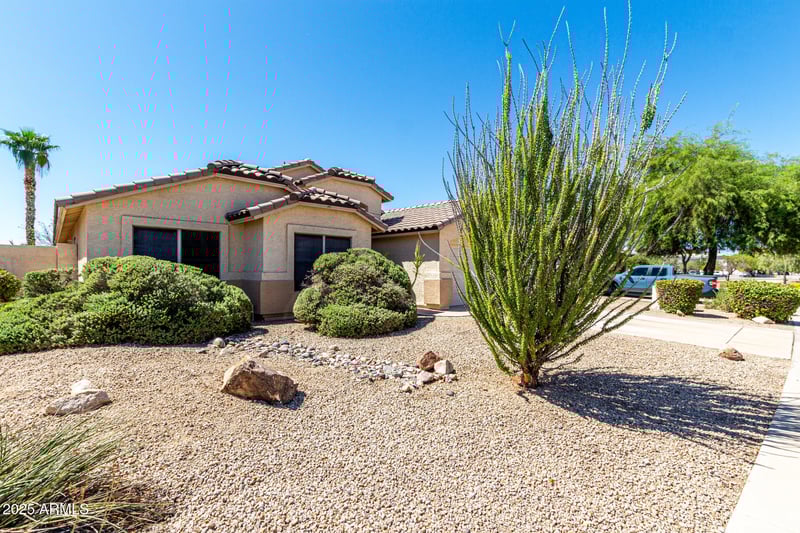 10169 Potter Dr, Peoria, AZ 85383