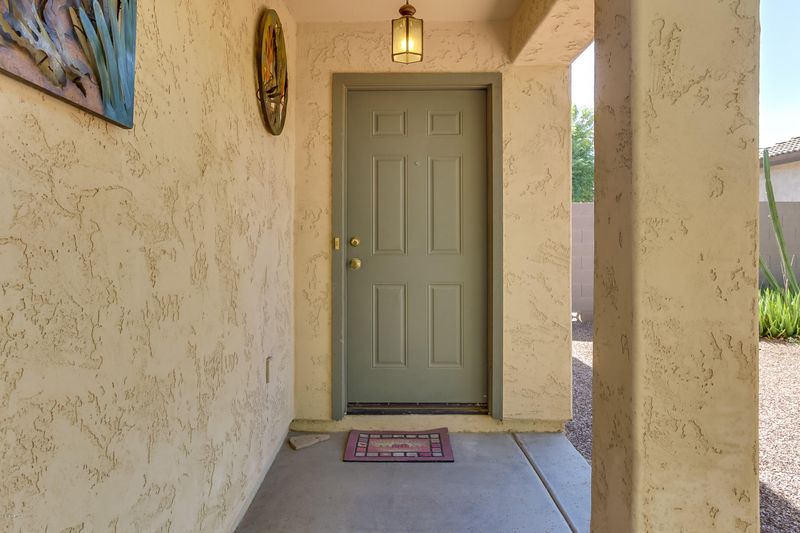1017 E Bowker St, Phoenix, AZ 85040