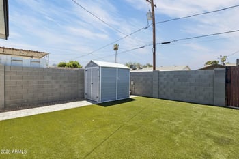 1017 E El Caminito Dr, Phoenix, AZ 85020