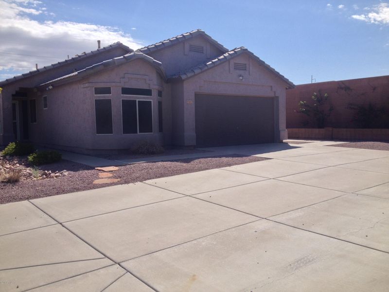 1017 E Pontiac Dr, Phoenix, AZ 85024