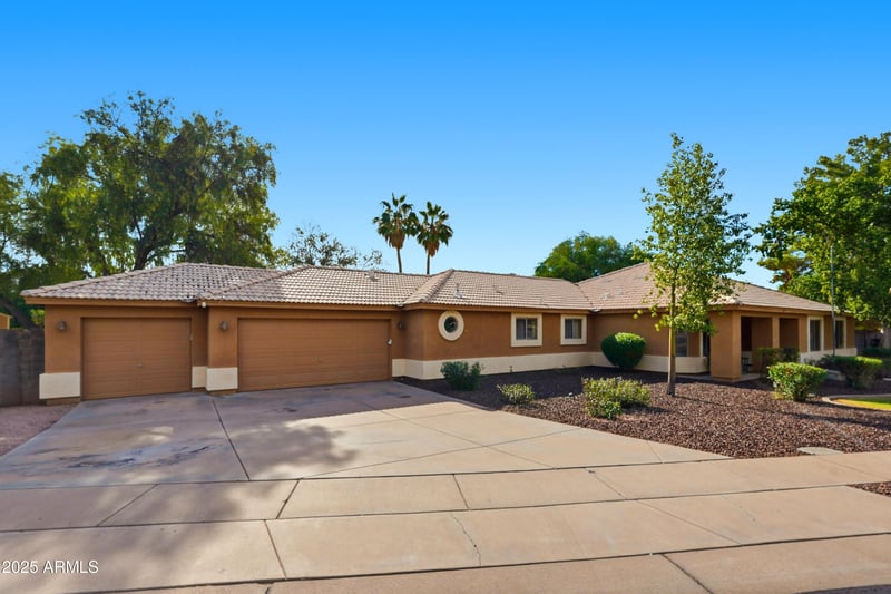 1017 Kramer St, Mesa, AZ 85203