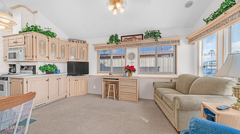 1017 Prospector Dr, Apache Junction, AZ 85119