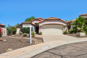 10177 S Hacienda Dr, Goodyear, AZ 85338