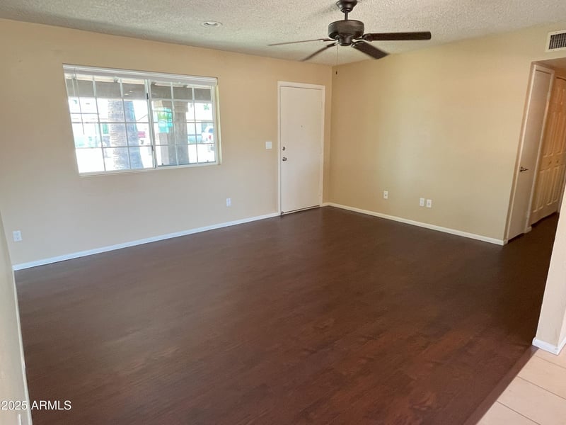 1018 Helena Dr, Phoenix, AZ 85023