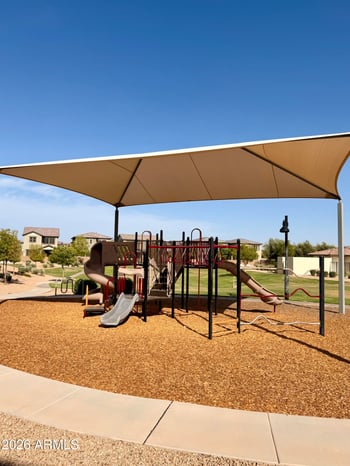 1018 150th Dr, Goodyear, AZ 85338