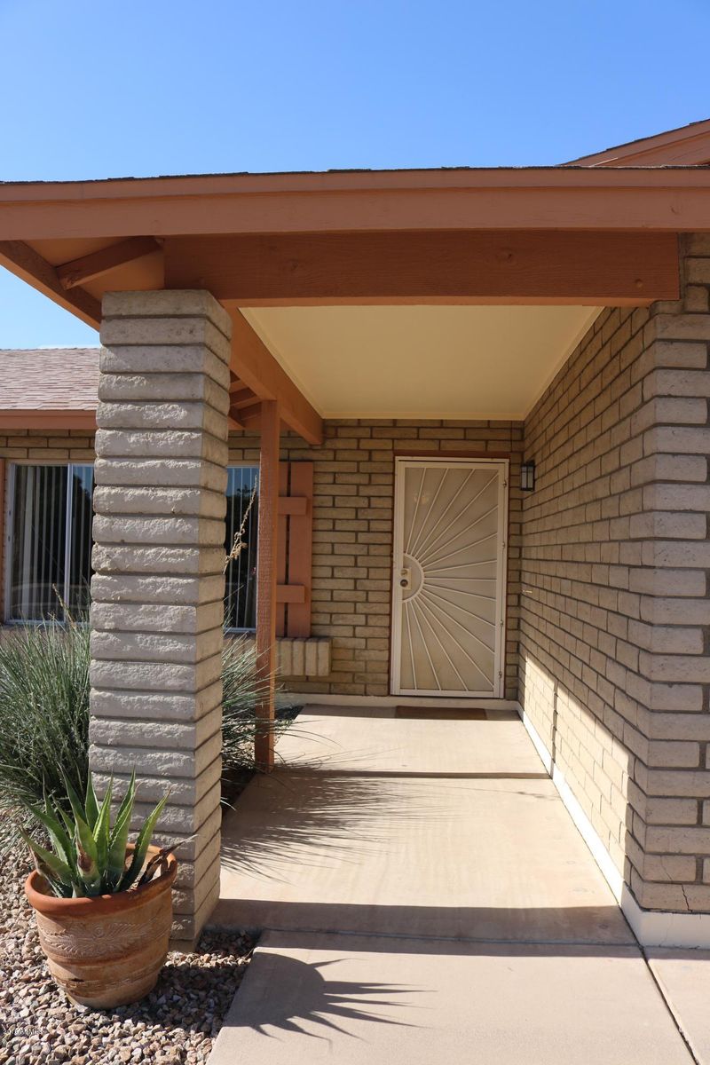 1018 W Carter Dr, Tempe, AZ 85282