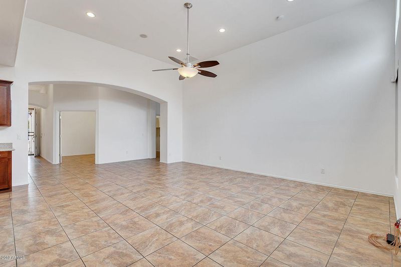 1018 W Euclid Ave, Phoenix, AZ 85041