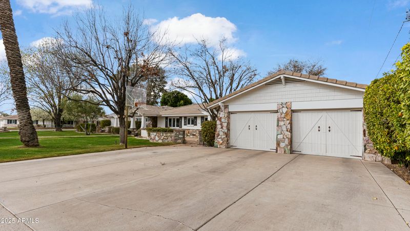 1018 W Kaler Dr, Phoenix, AZ 85021