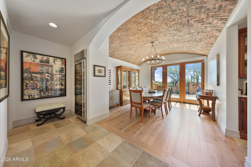 10182 E Gilded Perch Dr, Scottsdale, AZ 85255
