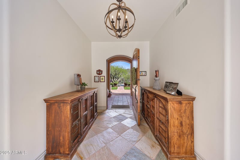 10182 Gilded Perch Dr, Scottsdale, AZ 85255