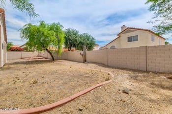 10186 Hacienda Dr, Goodyear, AZ 85338