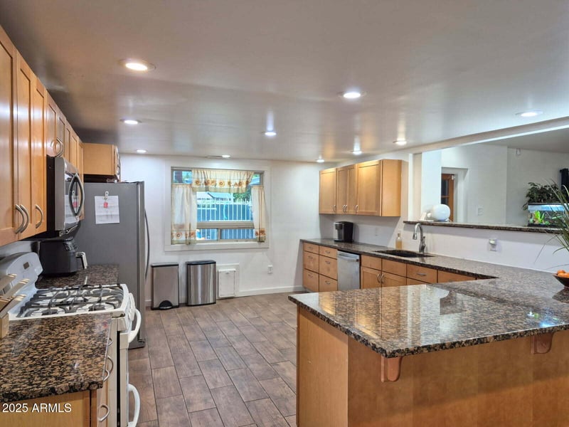1019 Belmont Ave, Phoenix, AZ 85020