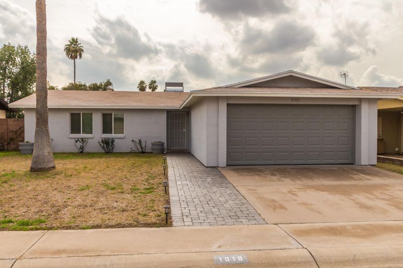 1019 W Halstead Dr, Phoenix, AZ 85023