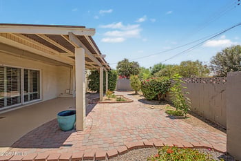 1019 Laguna Dr, Tempe, AZ 85282
