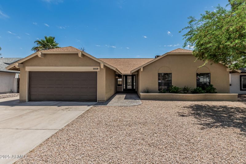 1019 W Mohawk Ln, Phoenix, AZ 85027