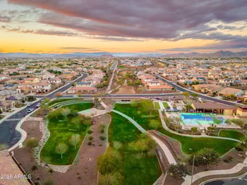 10190 Los Gatos Dr, Peoria, AZ 85383