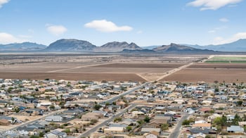 10195 Catalina Dr, Arizona City, AZ 85123