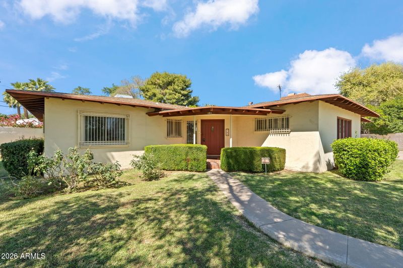 102 E Bethany Home Rd, Phoenix, AZ 85012
