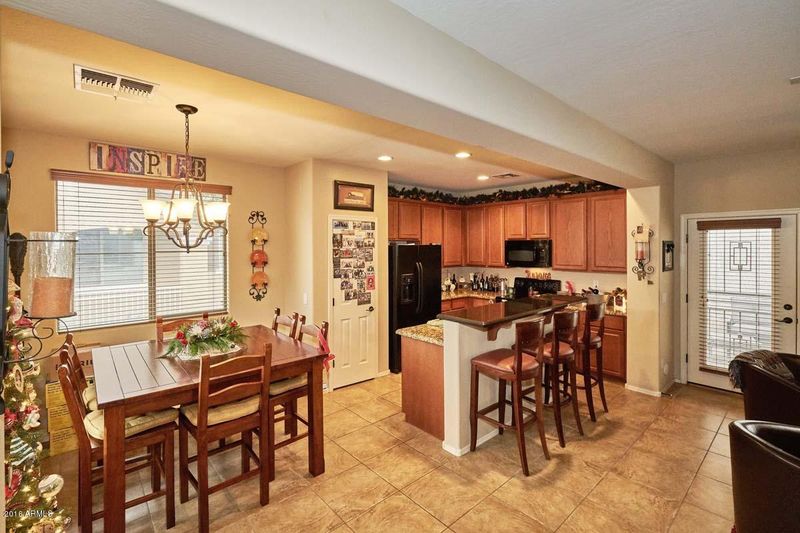 102 E Catclaw St, Gilbert, AZ 85296