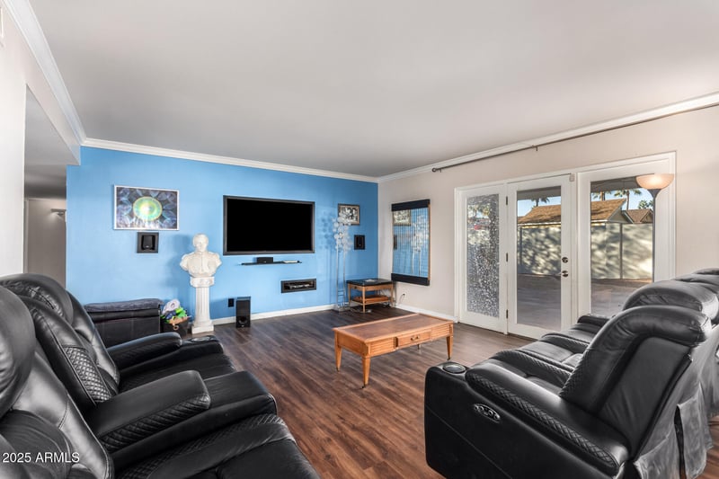 102 El Caminito Dr, Phoenix, AZ 85021