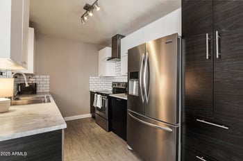 102 Maryland Ave #C1, Phoenix, AZ 85013