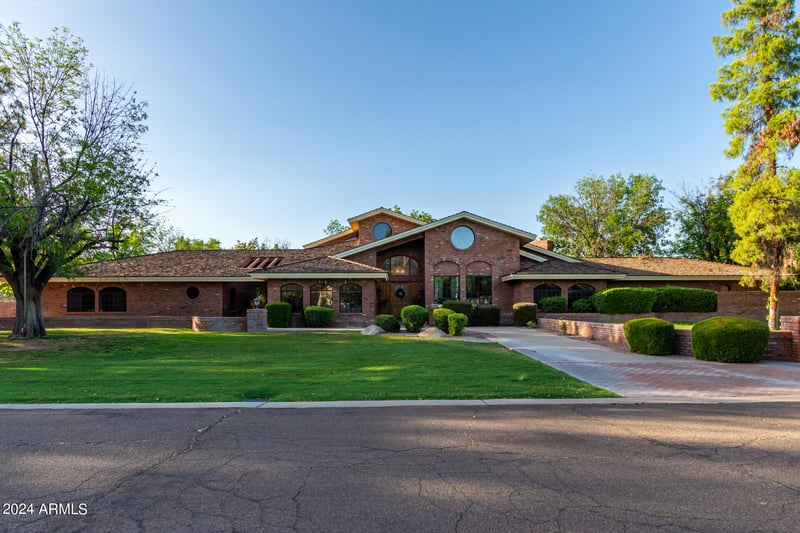 1020 Caroline Ln, Tempe, AZ 85284