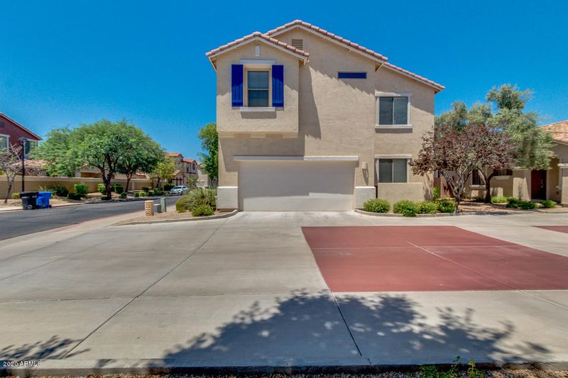 1020 E Cantebria Dr, Gilbert, AZ 85296