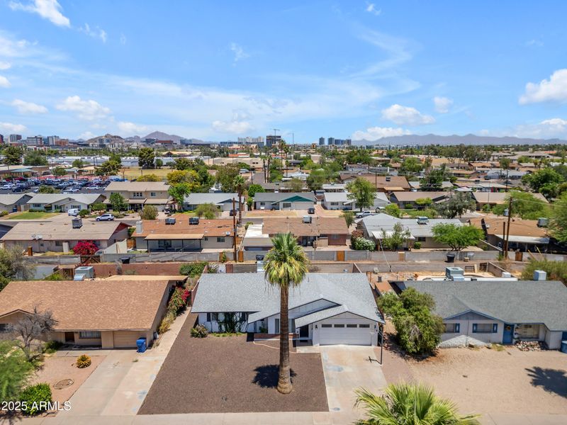 1020 E Concorda Dr, Tempe, AZ 85282